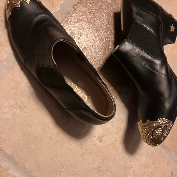 Chanel black boots - Picture 7 of 11